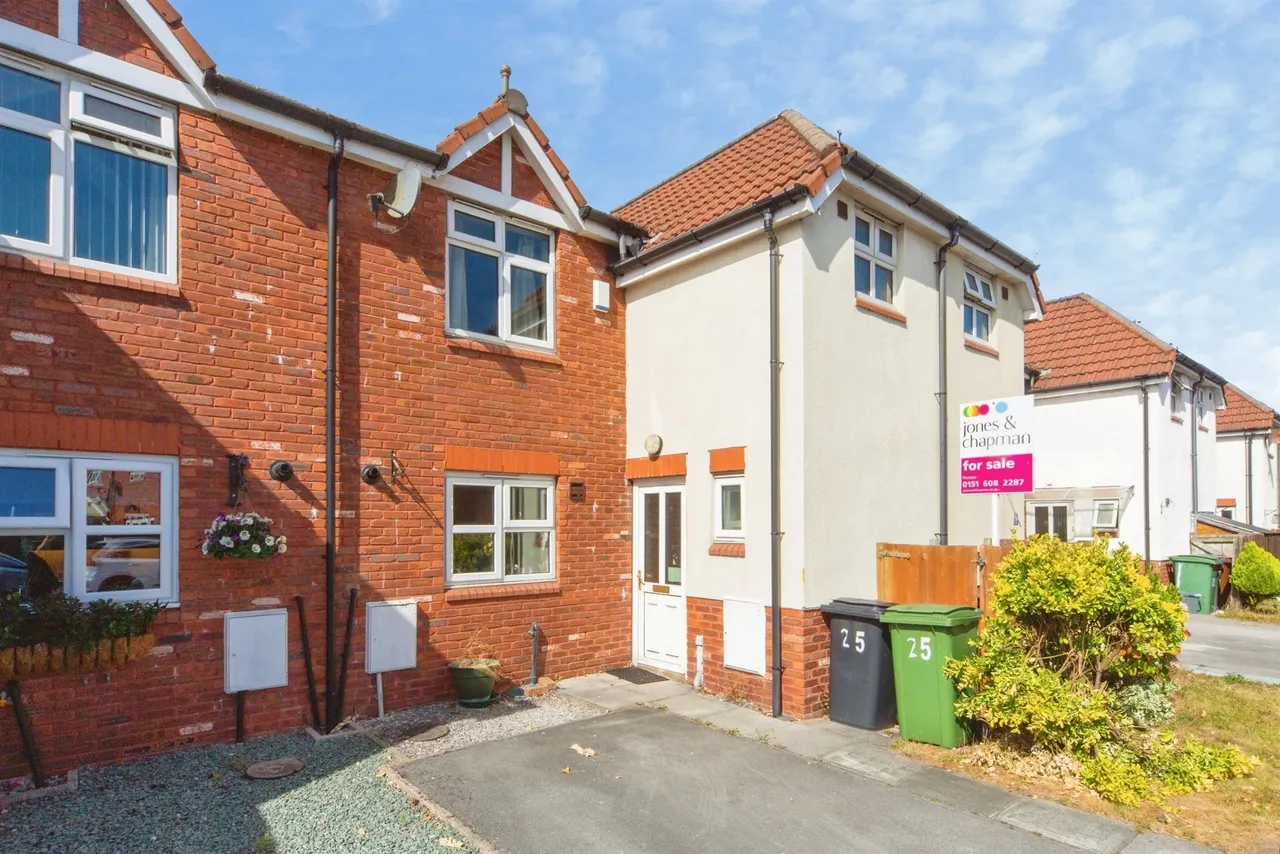 3 bed house for sale — Church Mews, Rock Ferry, Birkenhead