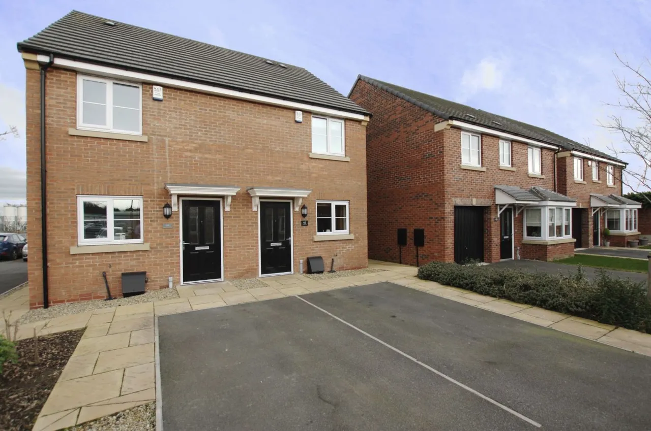 2 bed house for sale, Hardwicke Close, York, YO26