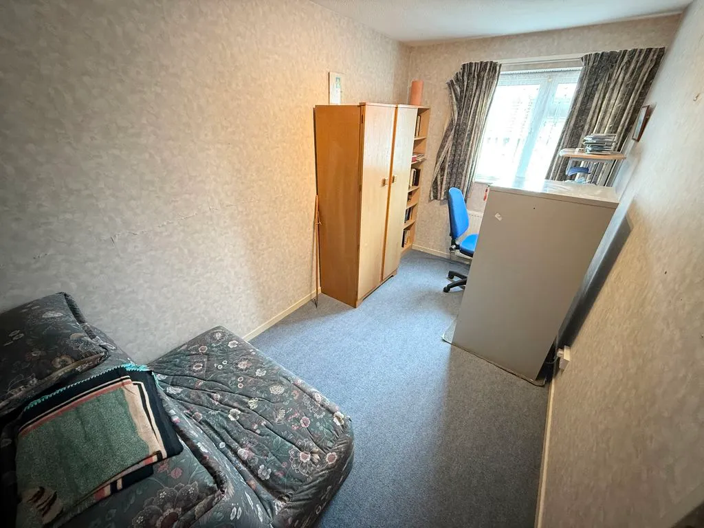 Chesterfield Crescent, Wing LU7 0TW, photo 12
