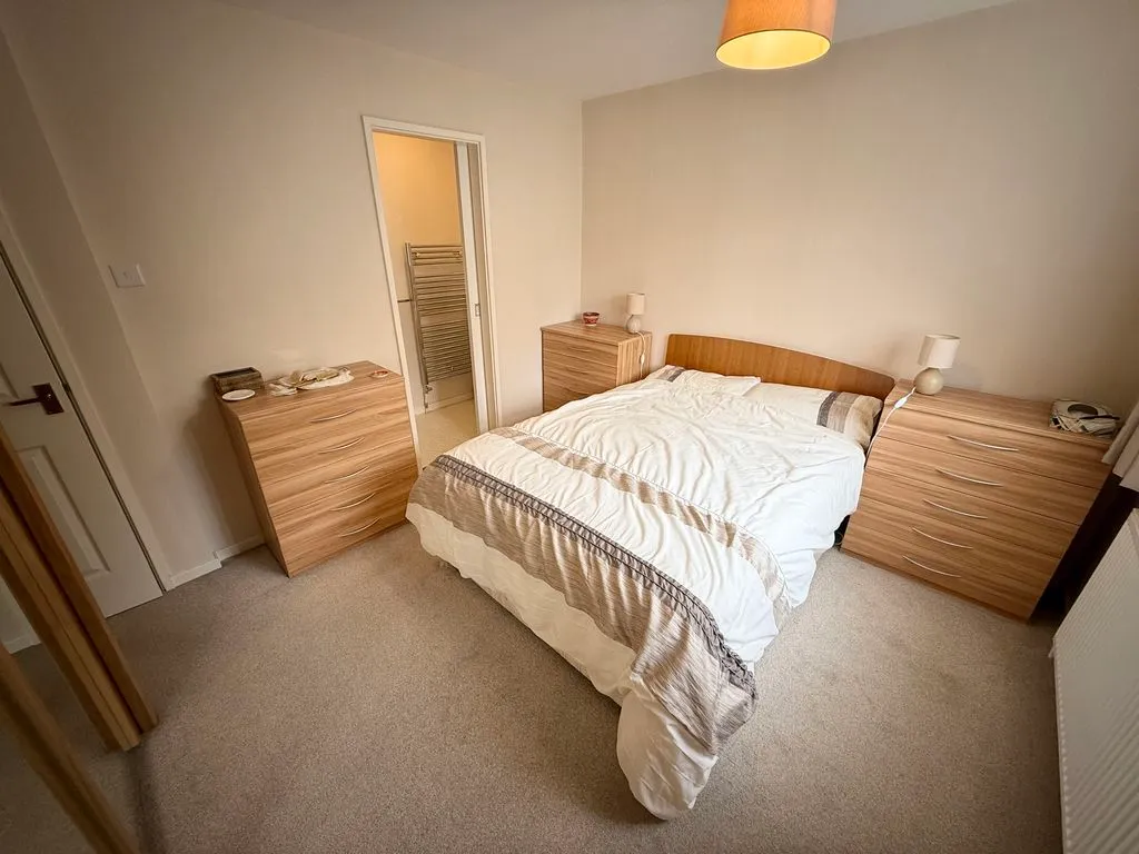 Chesterfield Crescent, Wing LU7 0TW, photo 7