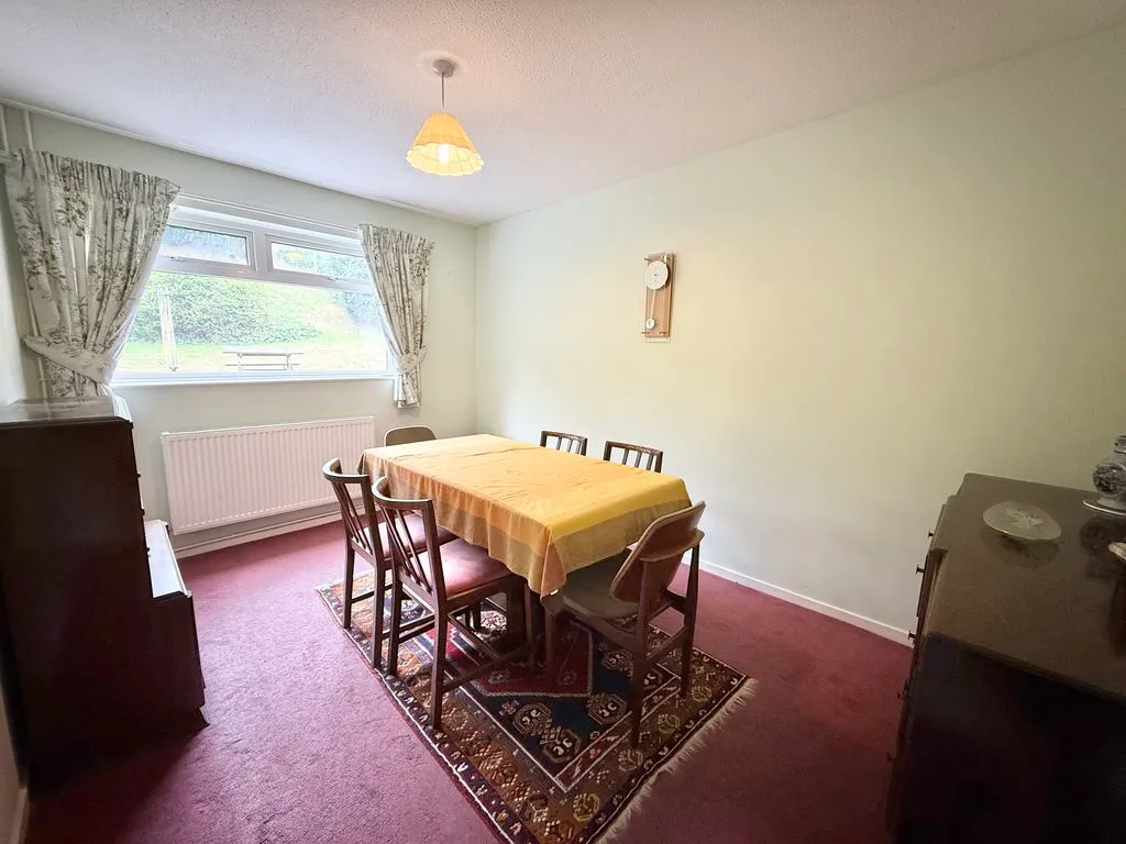 Chesterfield Crescent, Wing LU7 0TW, photo 5