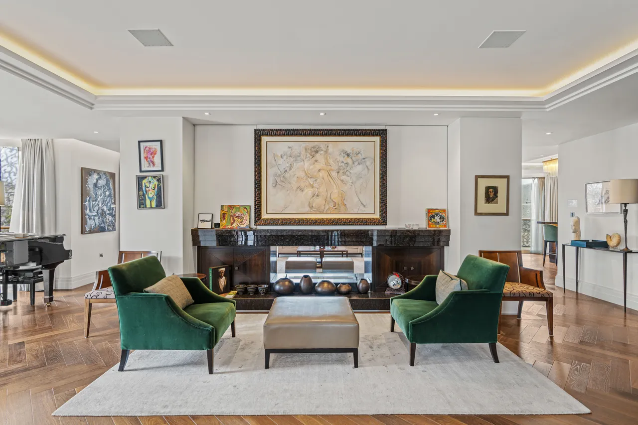 Clement House, 190 Strand, Westminster, London, photo 2