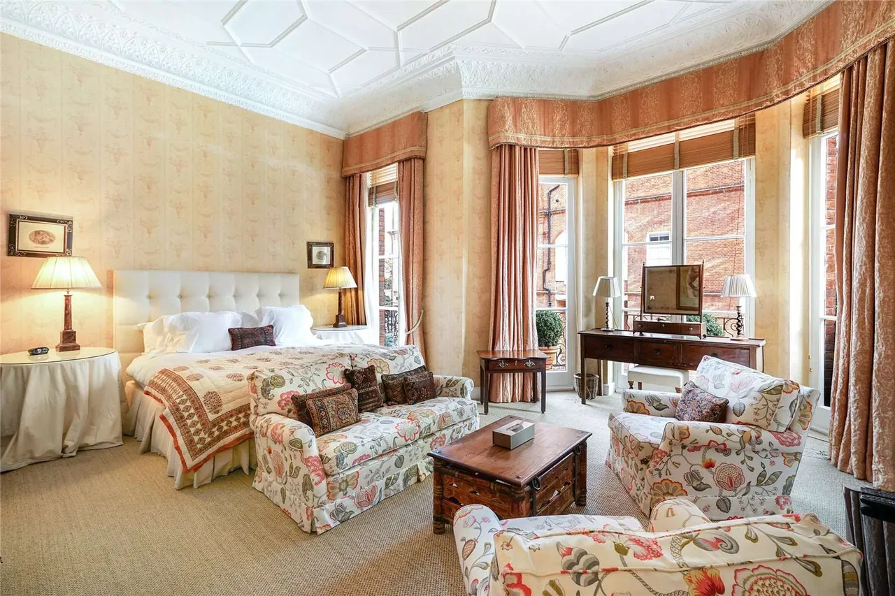 Cadogan Square, Knightsbridge, London, SW1X 0EA, photo 8
