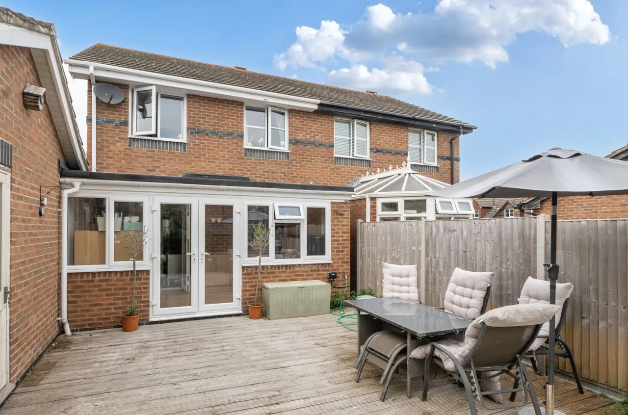 Shalbourne Crescent, Bracklesham Bay, PO20, photo 10