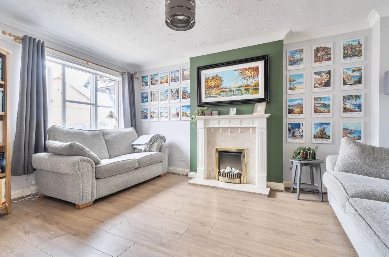Shalbourne Crescent, Bracklesham Bay, PO20, photo 5