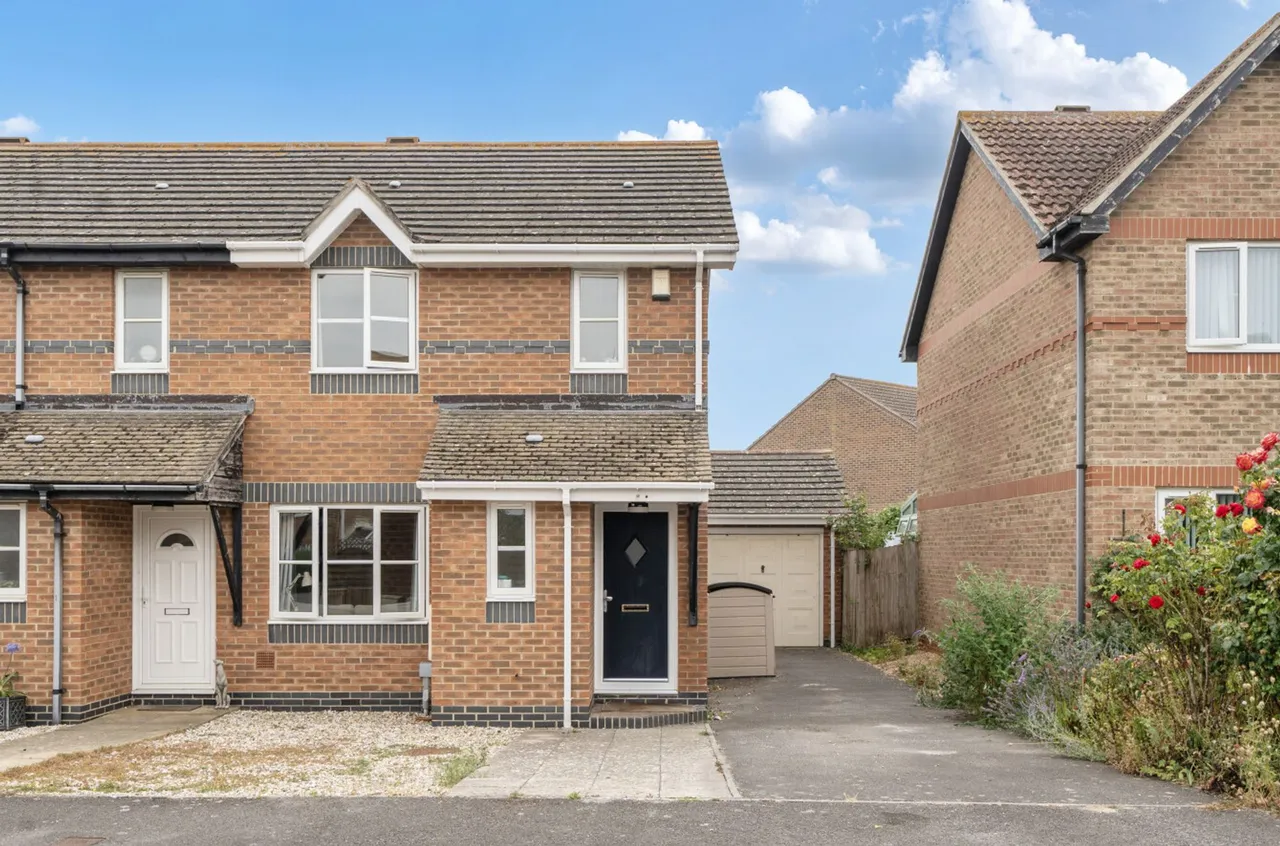 3 bed property for sale, Shalbourne Crescent, Bracklesham Bay, PO20
