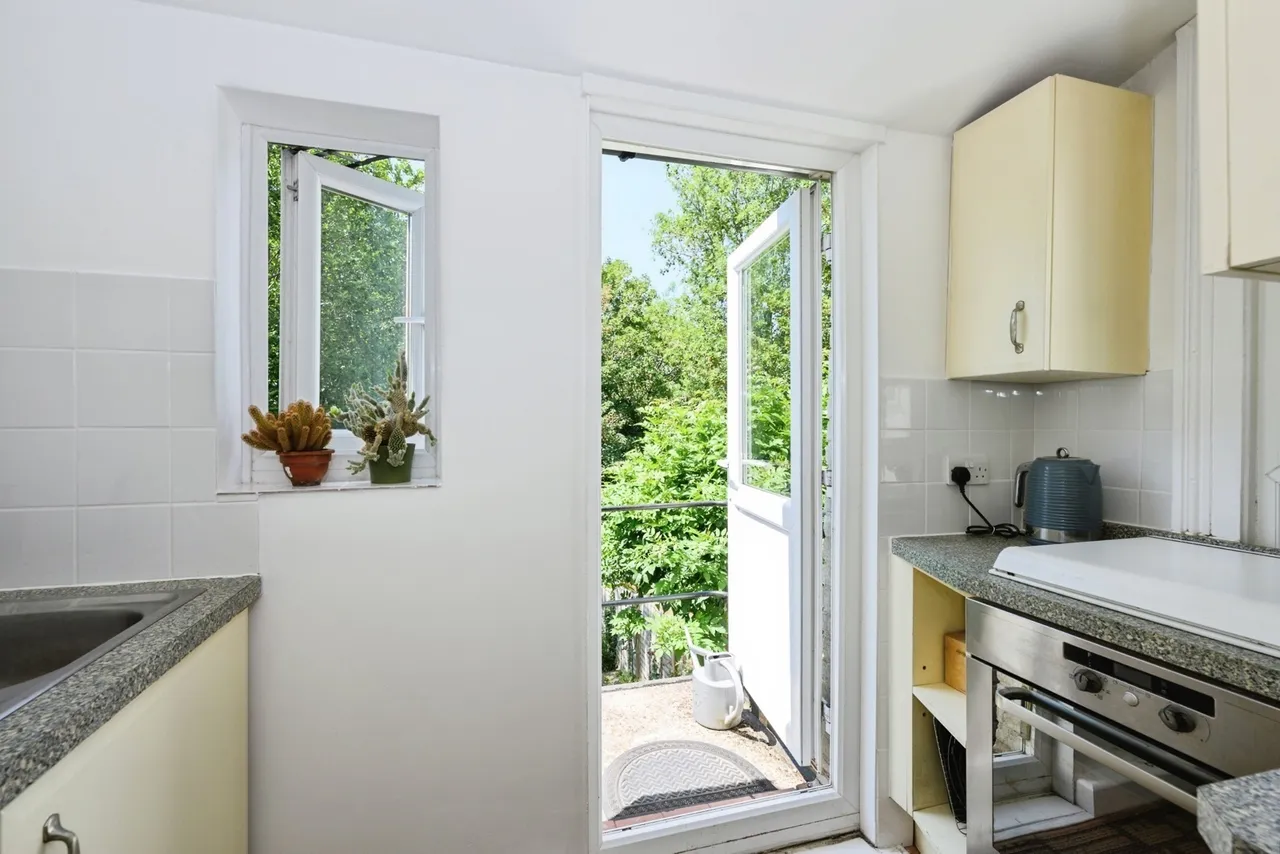 Godstone Road, Whyteleafe, Surrey, CR3, photo 5
