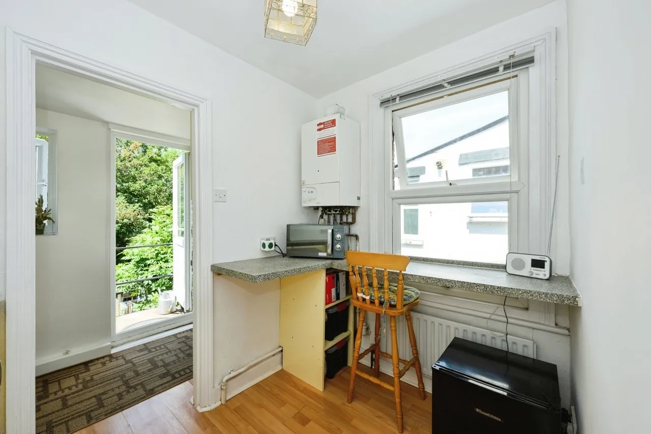 Godstone Road, Whyteleafe, Surrey, CR3, photo 13