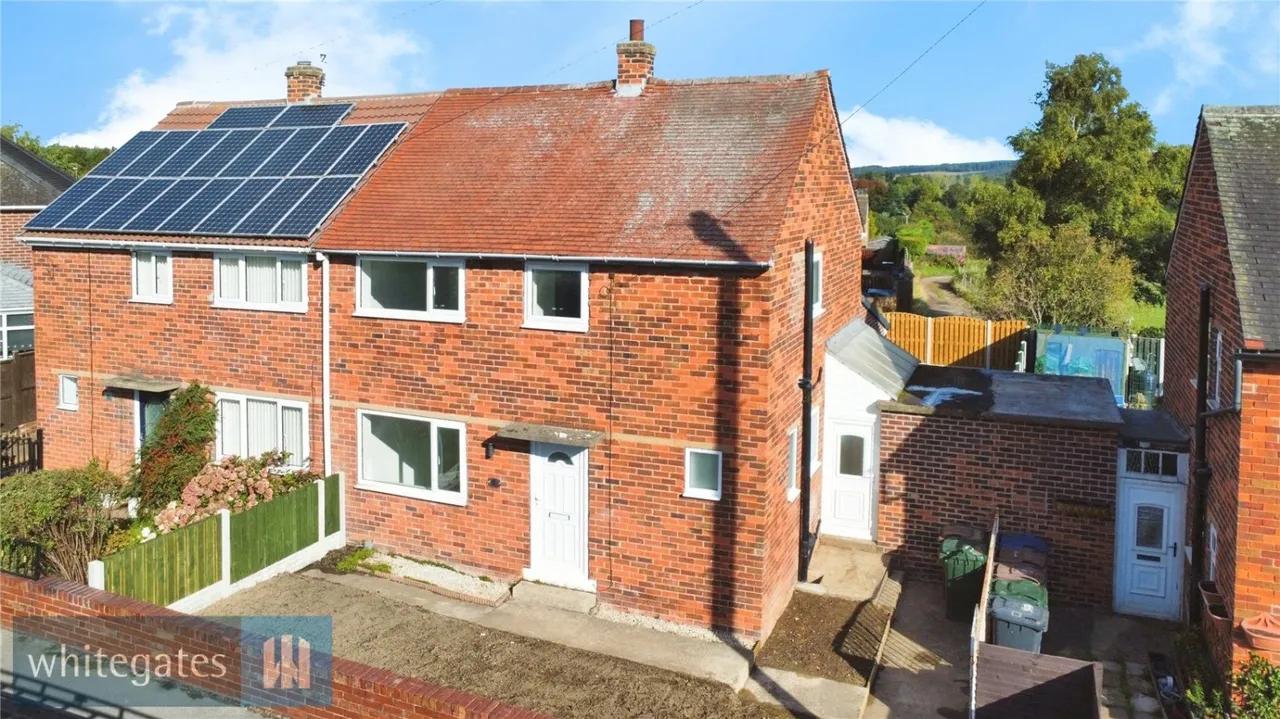 3 bed house for sale, Windsor Avenue, Darton, S75