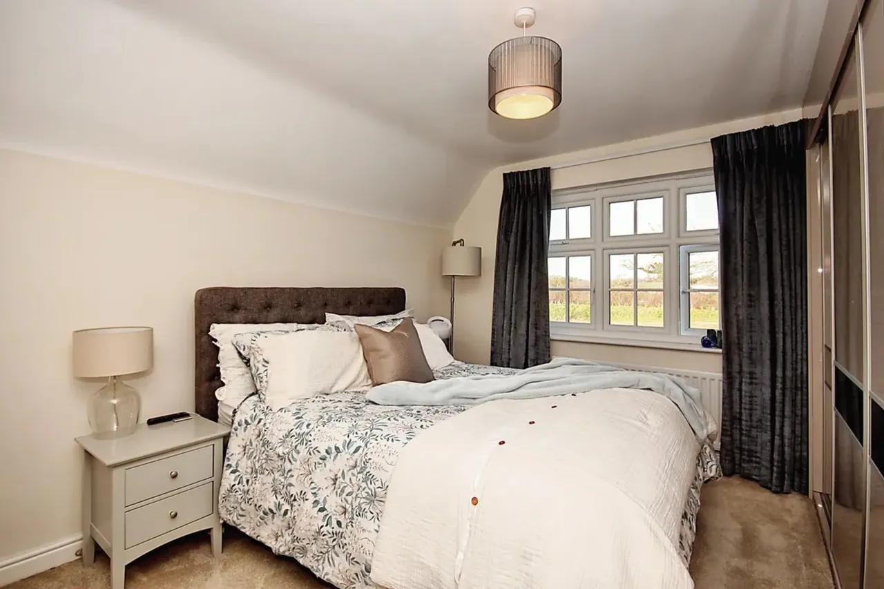 Augustus Close, Nuneaton, CV11, photo 9