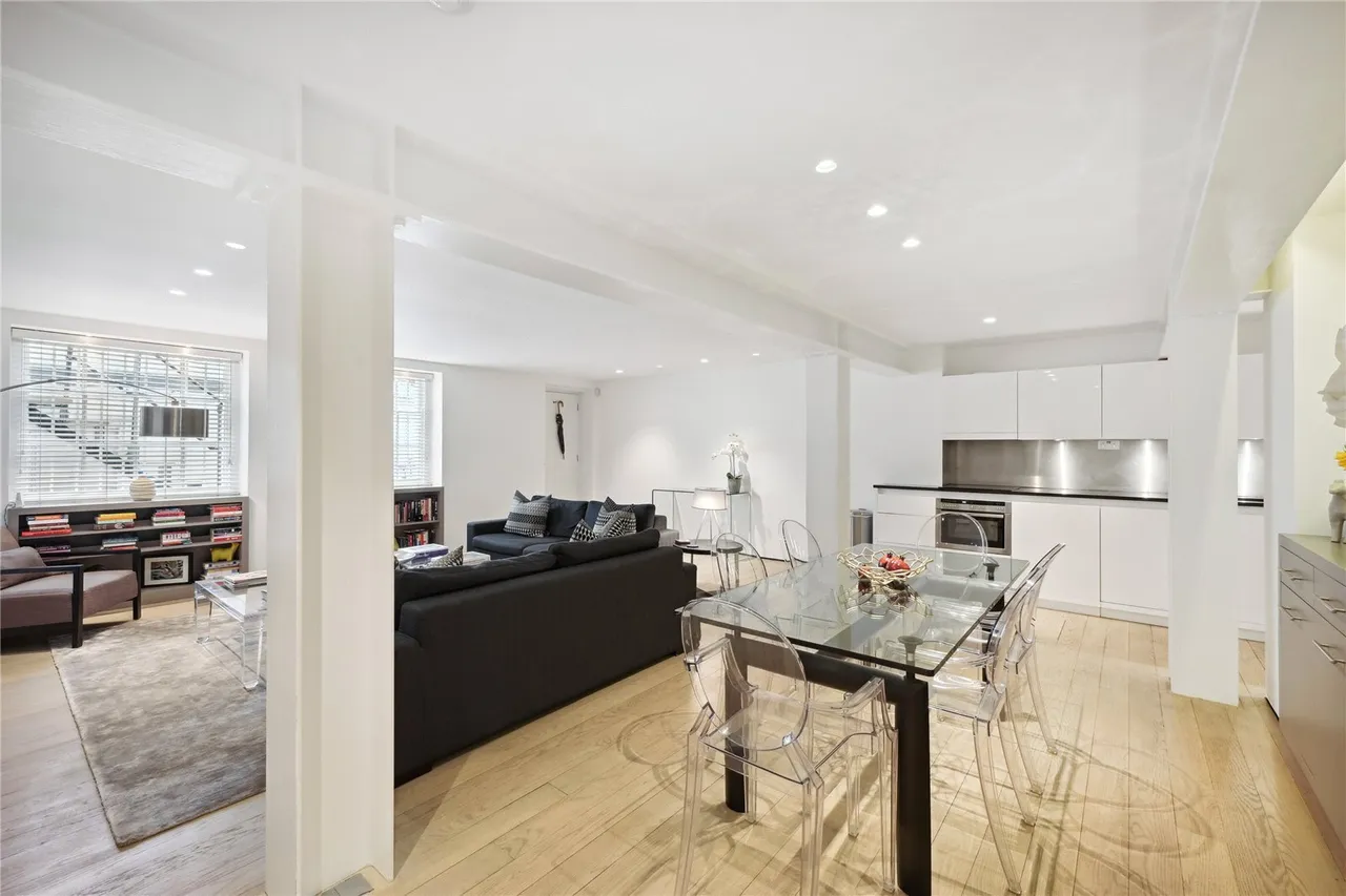 Brompton Square, Knightsbridge, SW3, photo 2