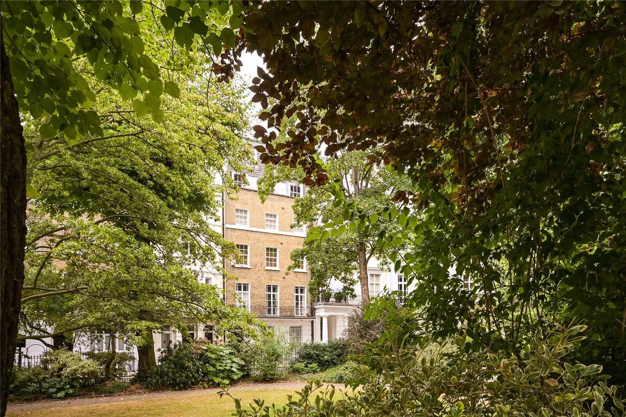Brompton Square, Knightsbridge, SW3, photo 6