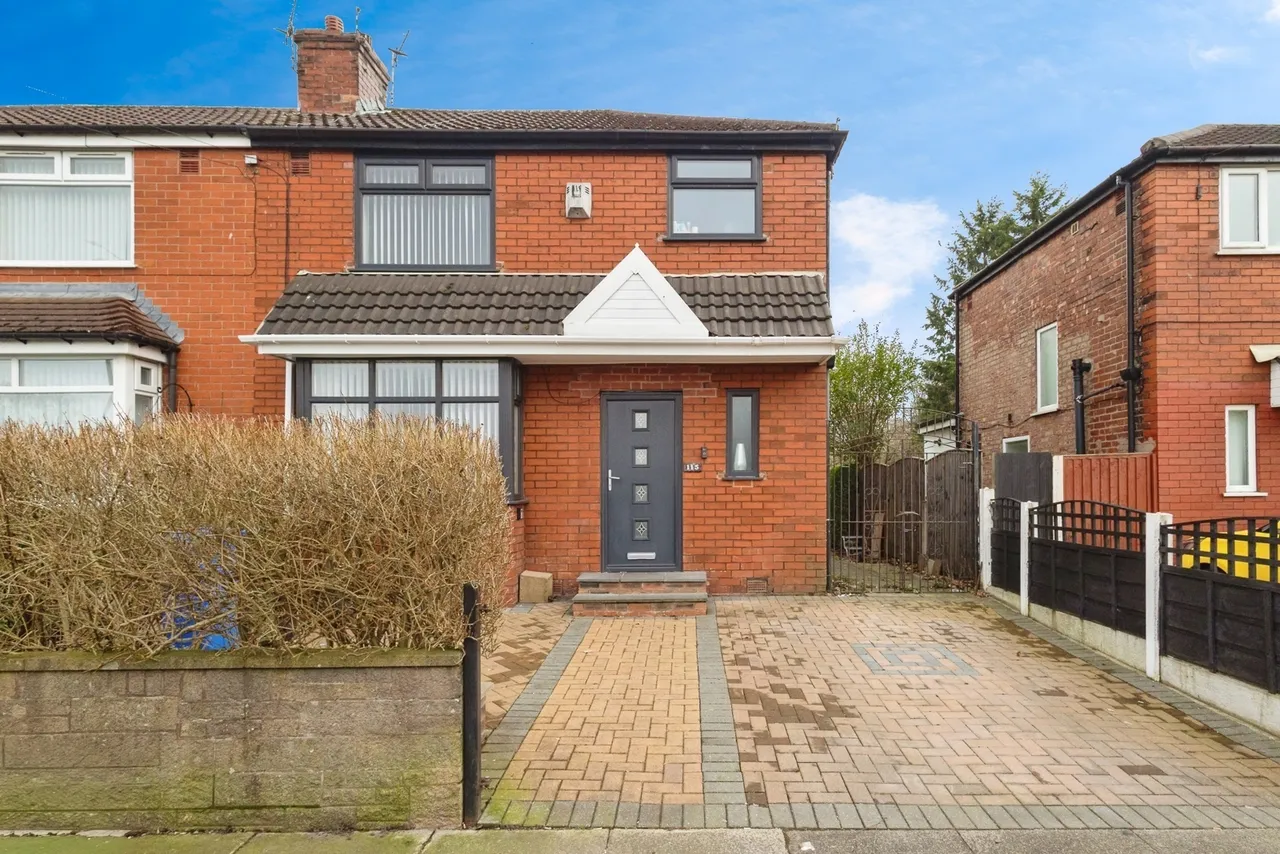 3 bed house for sale — Manor Road, Droylsden, Manchester, Greater Manchester, M43