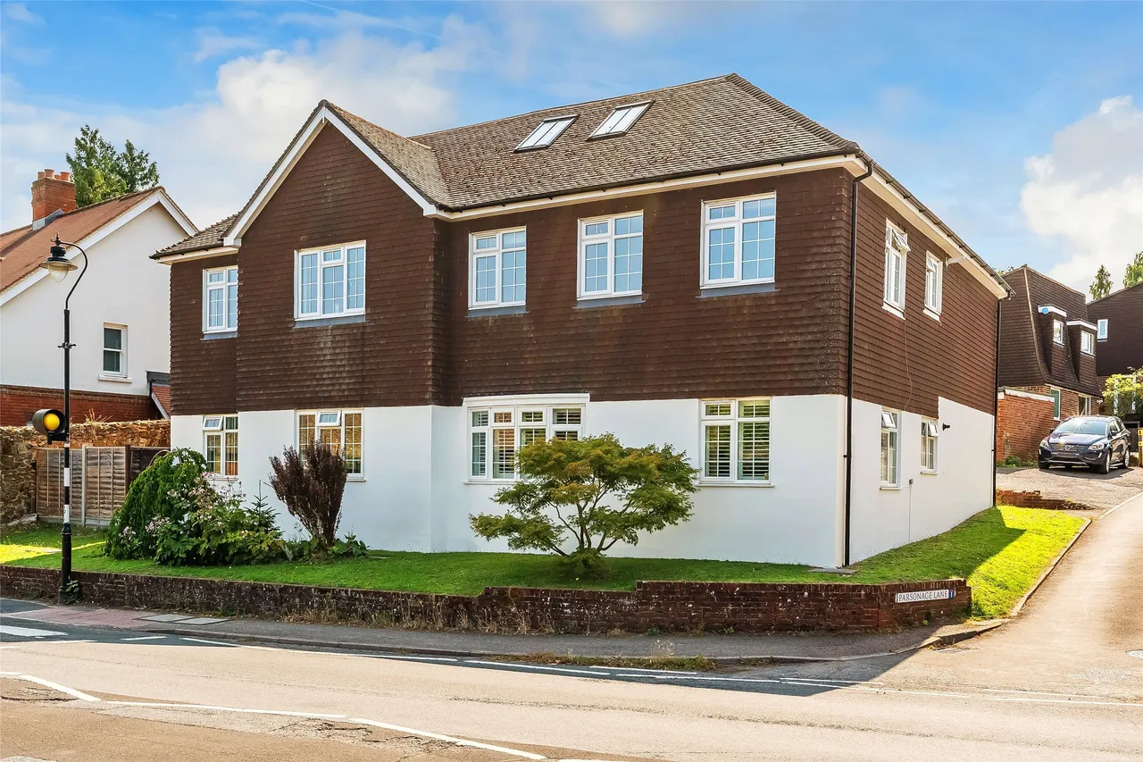 2 bed property for sale, Parsonage Lane, Westcott, RH4
