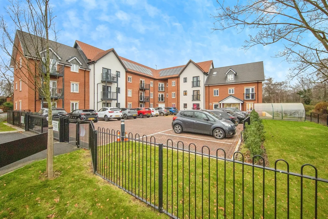 Eagle Way, Martlesham Heath, Ipswich, photo 12