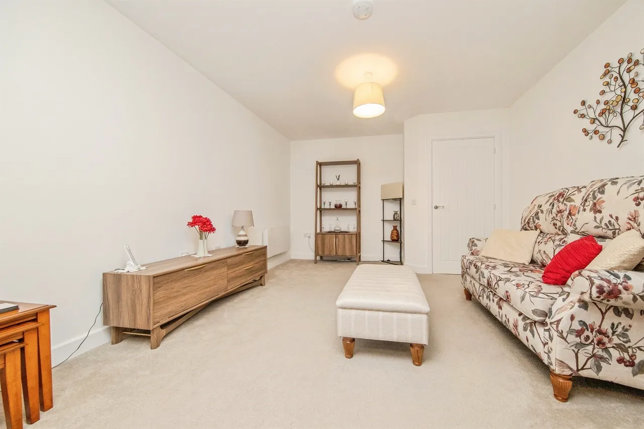 Eagle Way, Martlesham Heath, Ipswich, photo 5