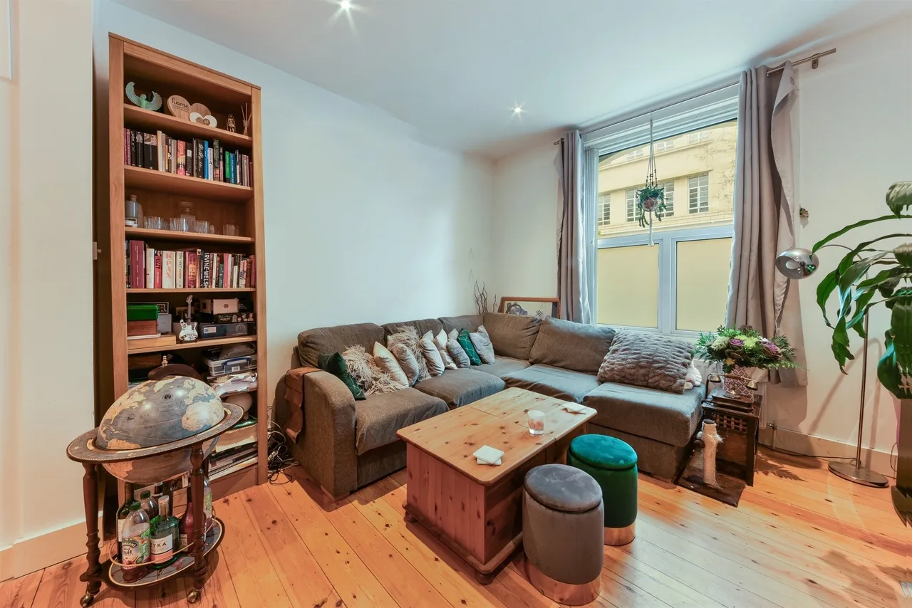 Axminster Road, London, photo 4