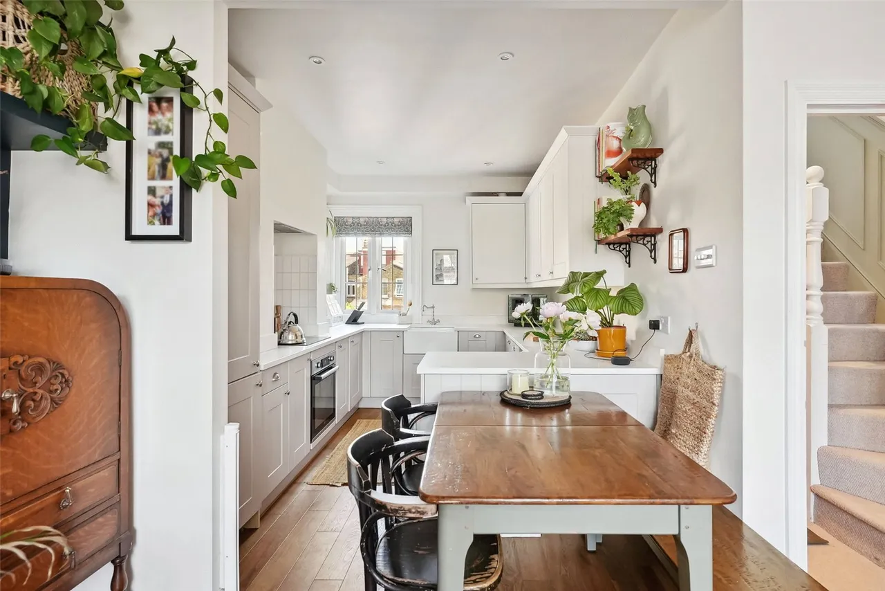 Gould Road, Twickenham, TW2 6RN, photo 5