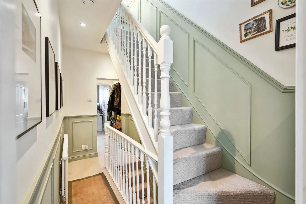 Gould Road, Twickenham, TW2 6RN, photo 8