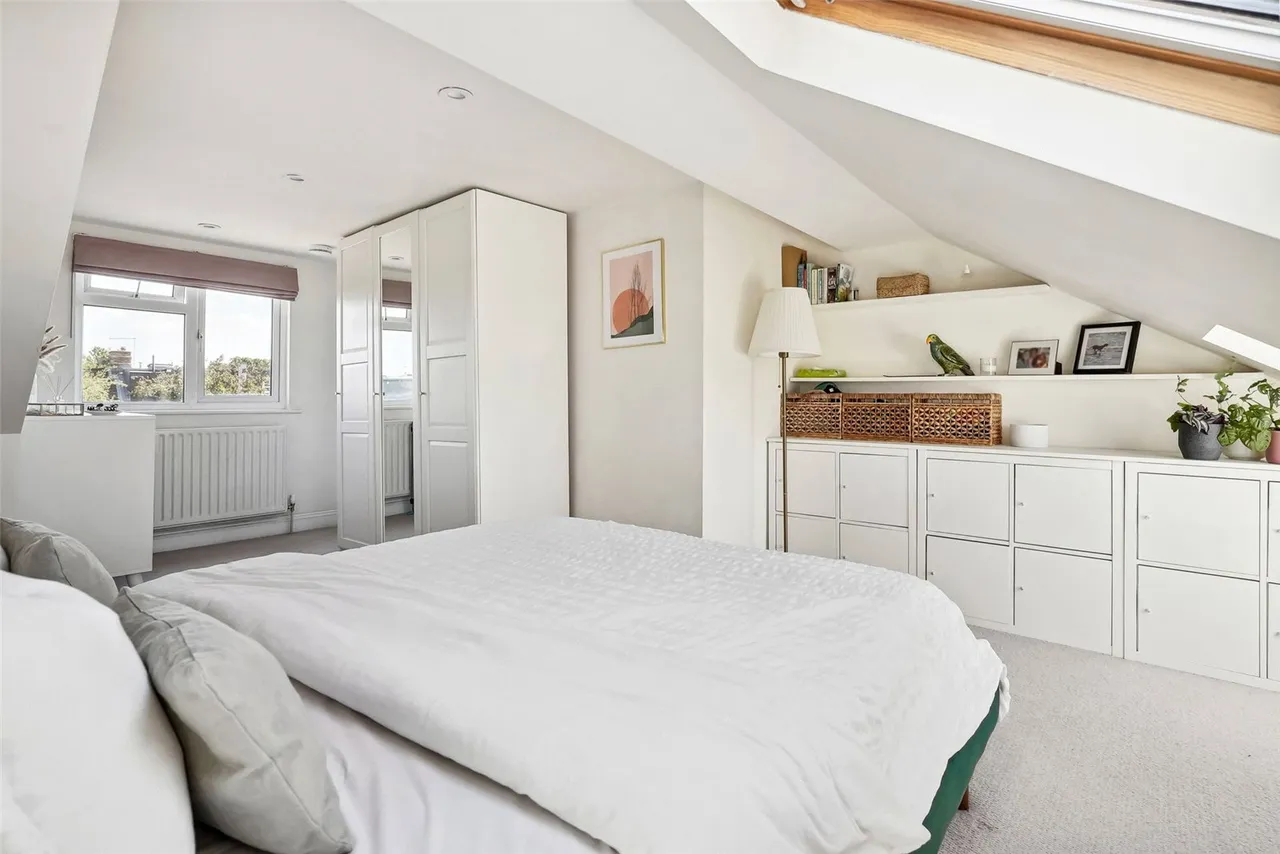 Gould Road, Twickenham, TW2 6RN, photo 13