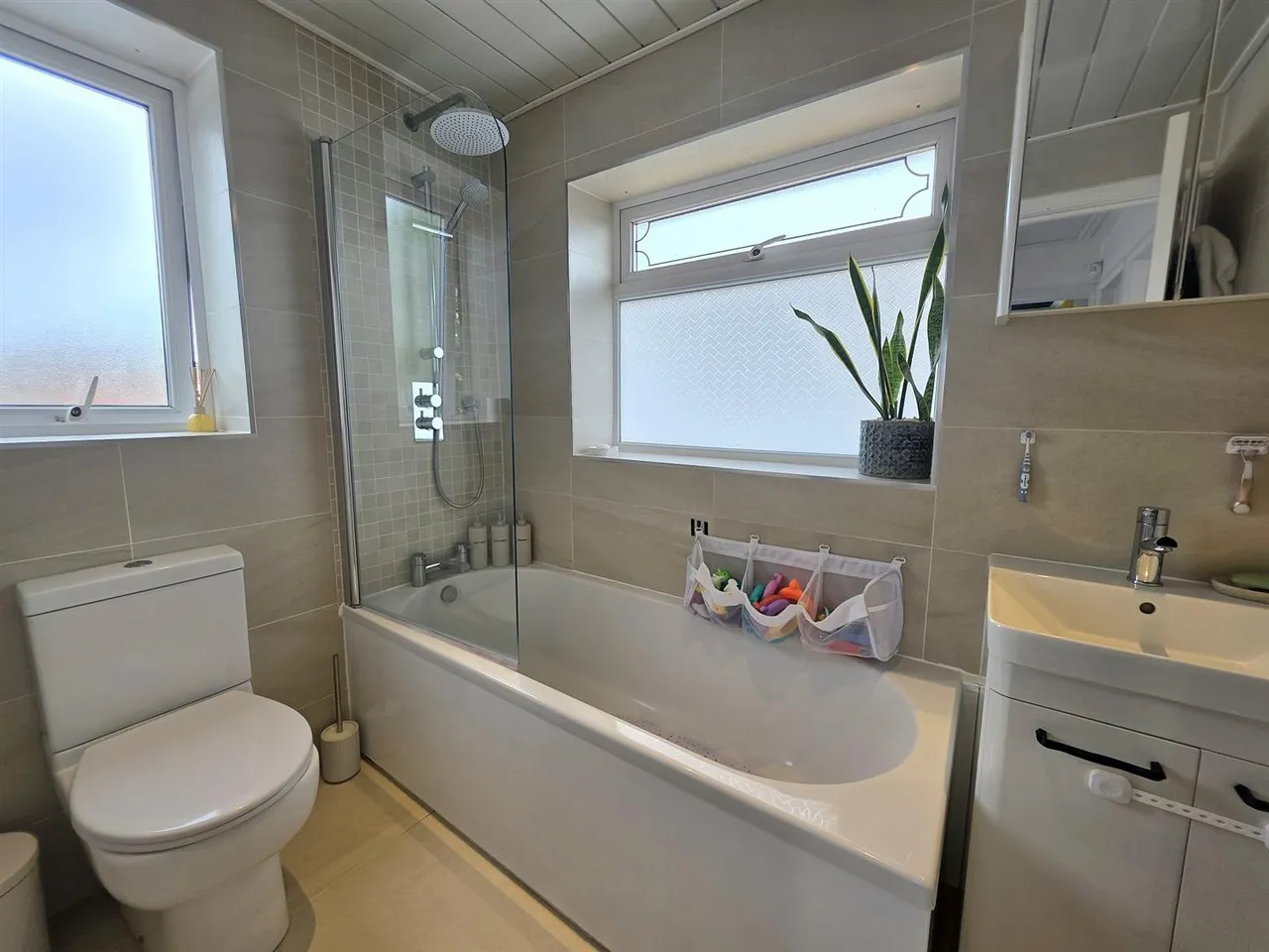 Longnor Road, Heald Green, photo 19