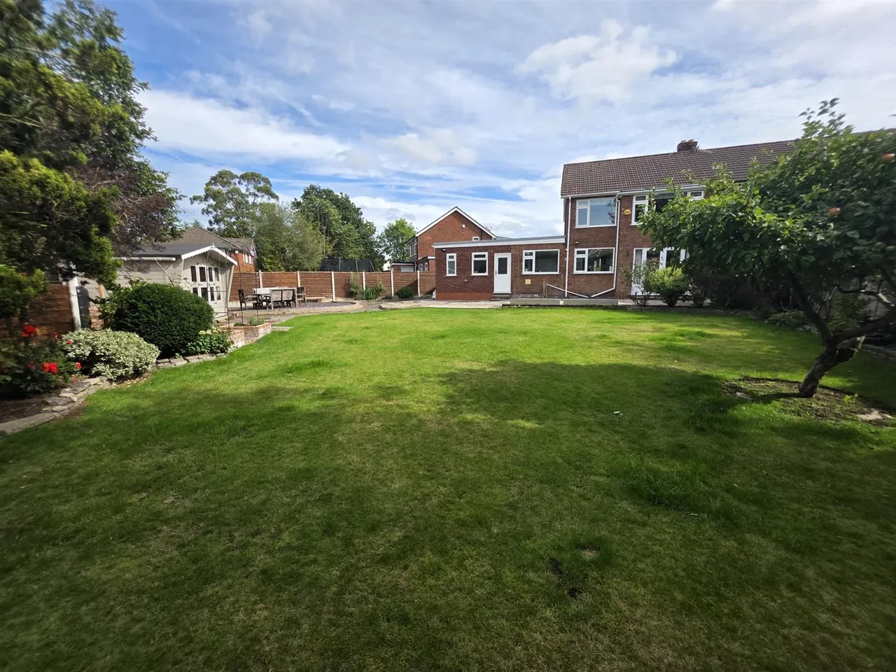 Longnor Road, Heald Green, photo 3