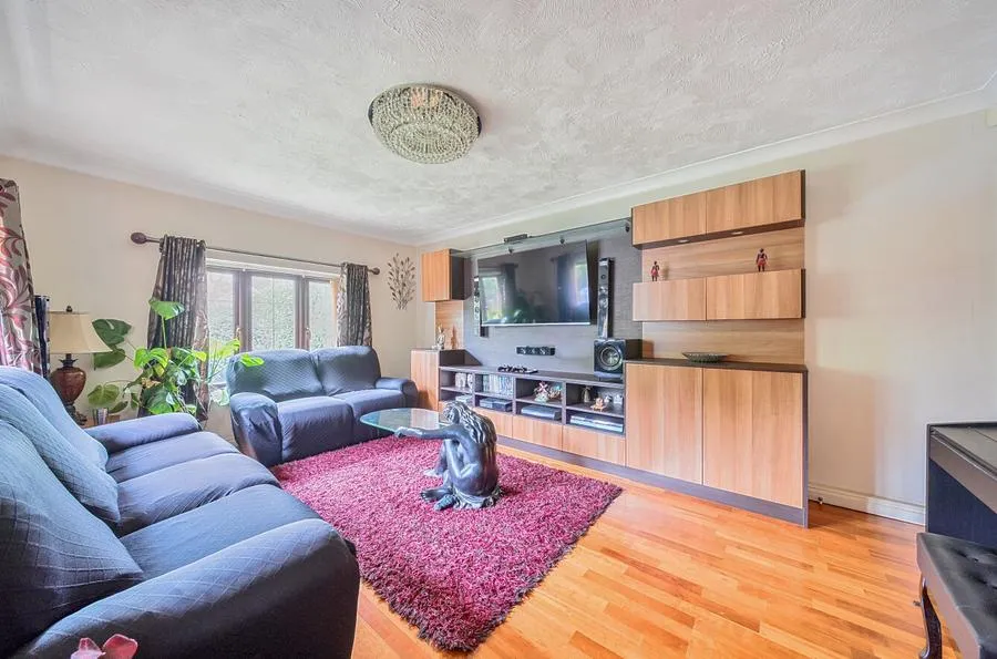 Nash Grove Lane, Finchampstead, RG40, photo 5