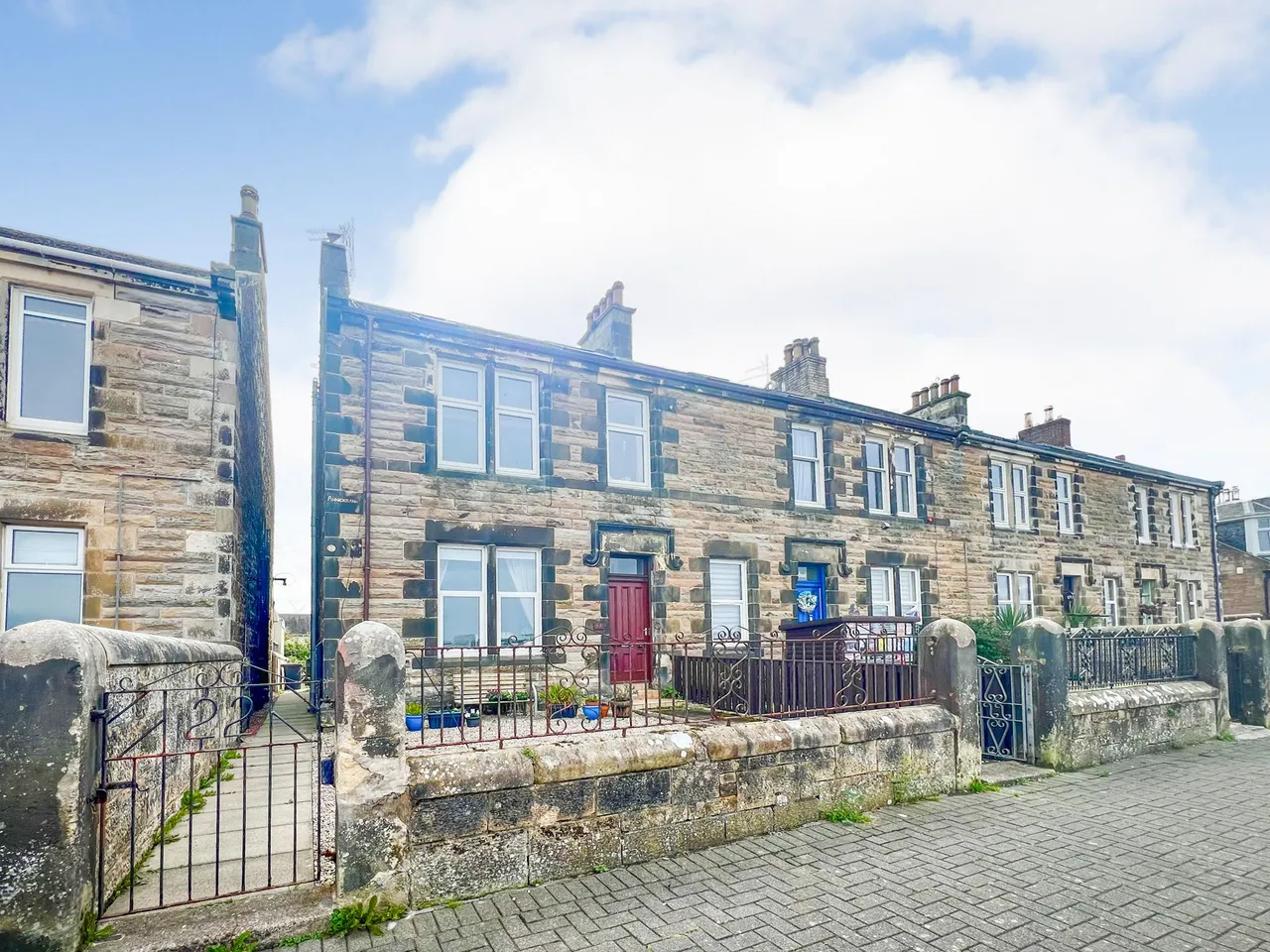 3 bed flat for sale — Harbour Street, Irvine, KA12 8PY