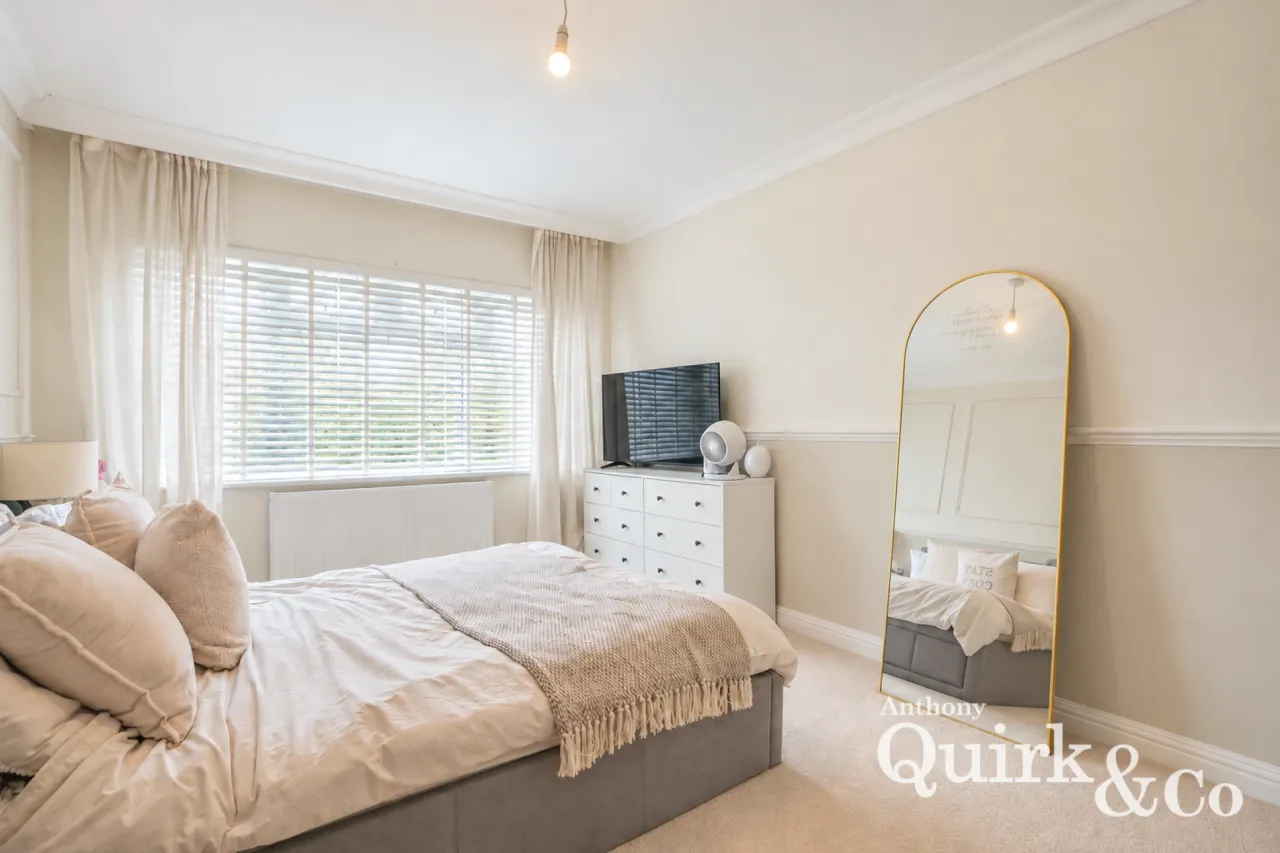 Bradley Close, Benfleet, SS7, photo 13
