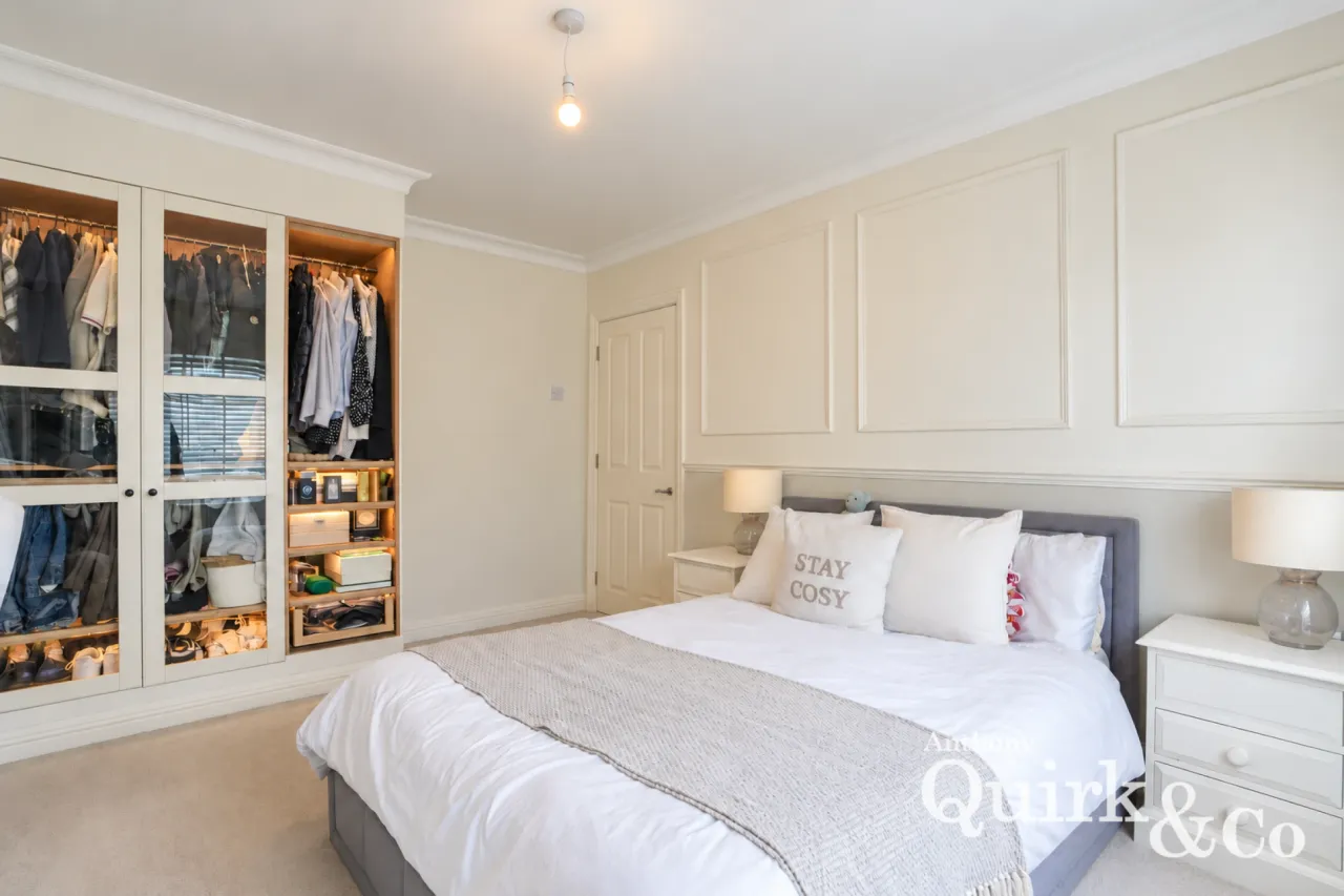 Bradley Close, Benfleet, SS7, photo 14