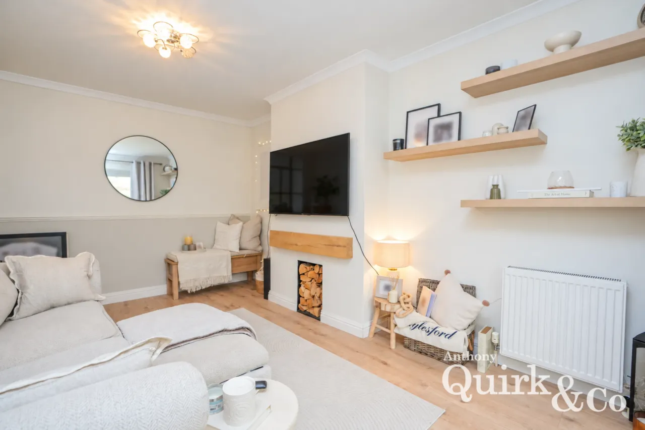 Bradley Close, Benfleet, SS7, photo 2