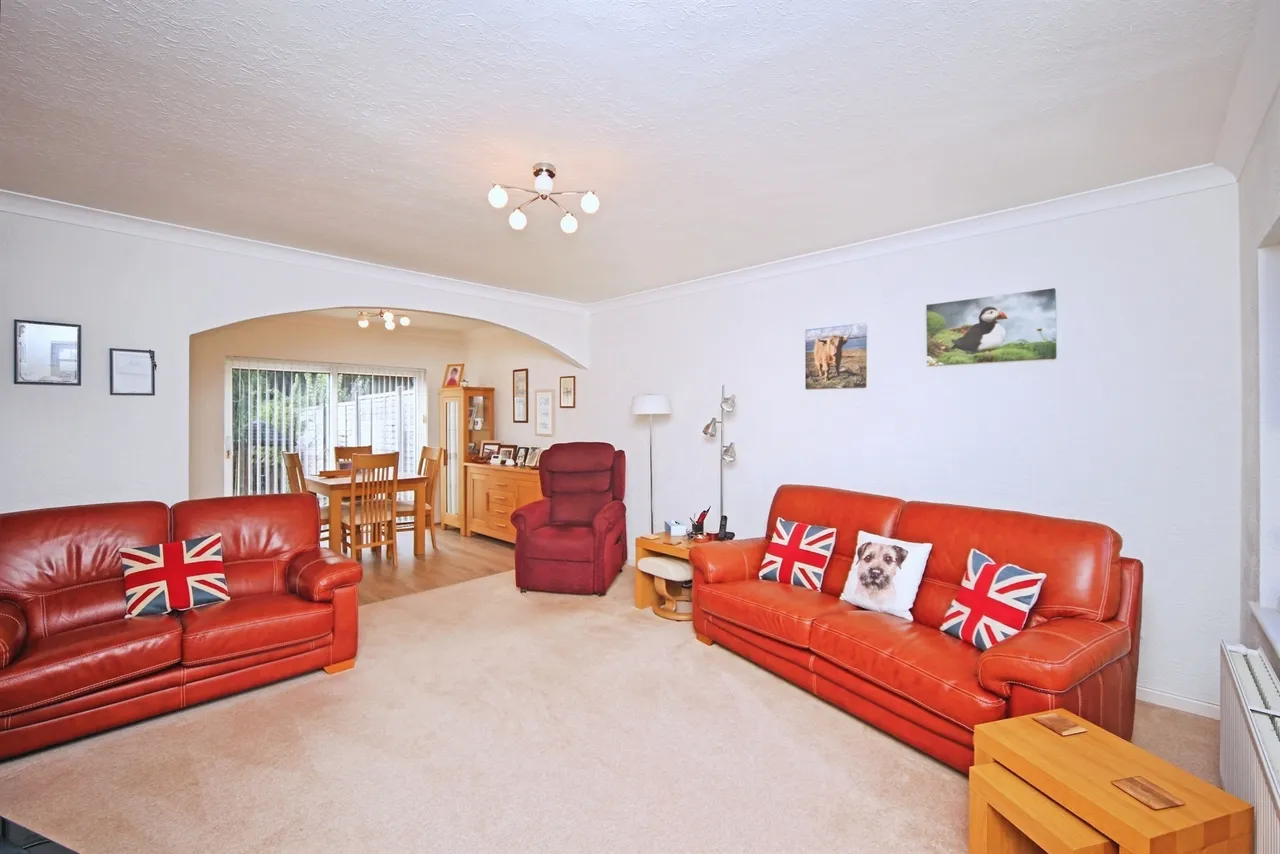 Milton Road, Bentley Heath, B93, photo 3