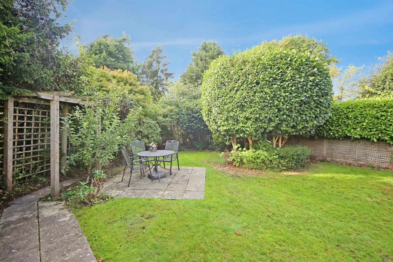 Milton Road, Bentley Heath, B93, photo 18