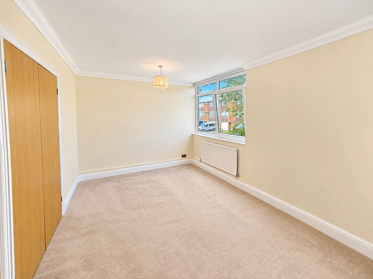 Pompador Close, Warley, Brentwood, photo 5
