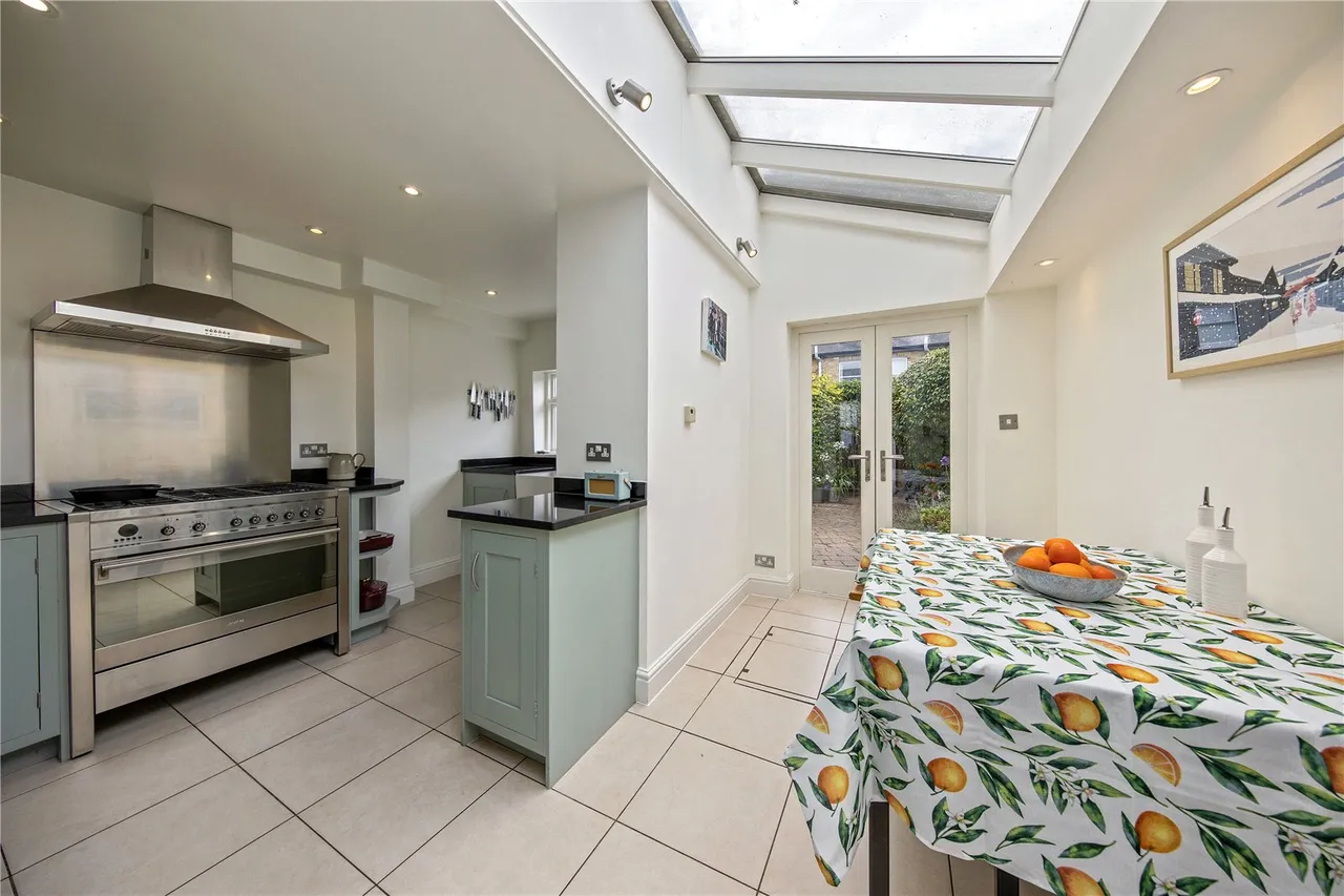 Albert Road, Richmond, TW10, photo 5