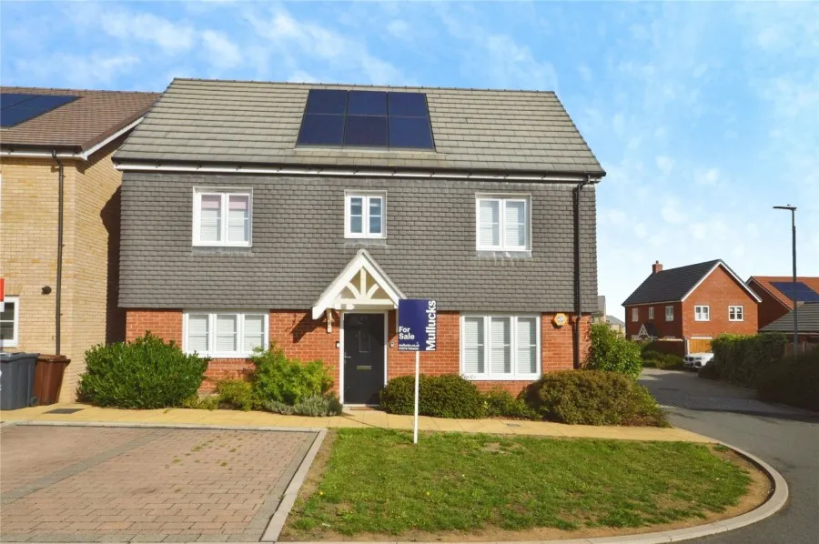 House Under Offer with 3 bedrooms in Bishop's Stortford, CM23, photo 21