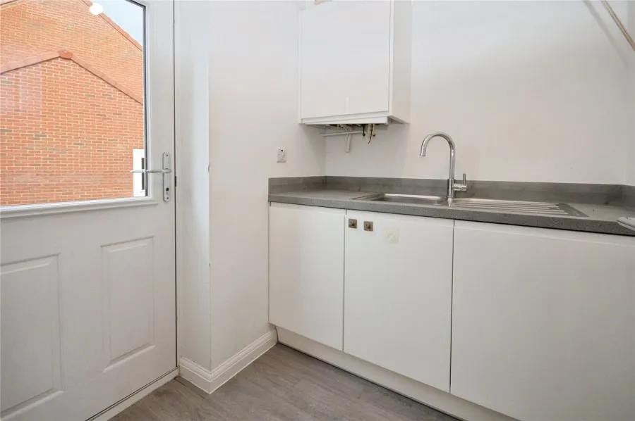 House Under Offer with 3 bedrooms in Bishop's Stortford, CM23, photo 13