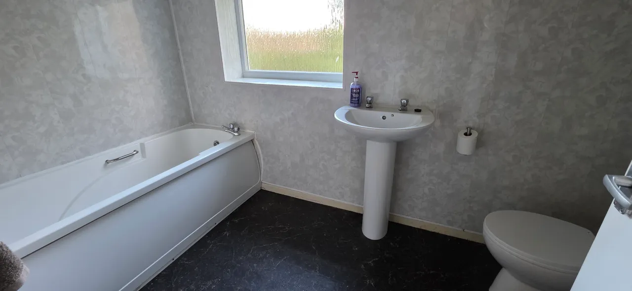 Rose Lane, Marple, SK6, photo 14