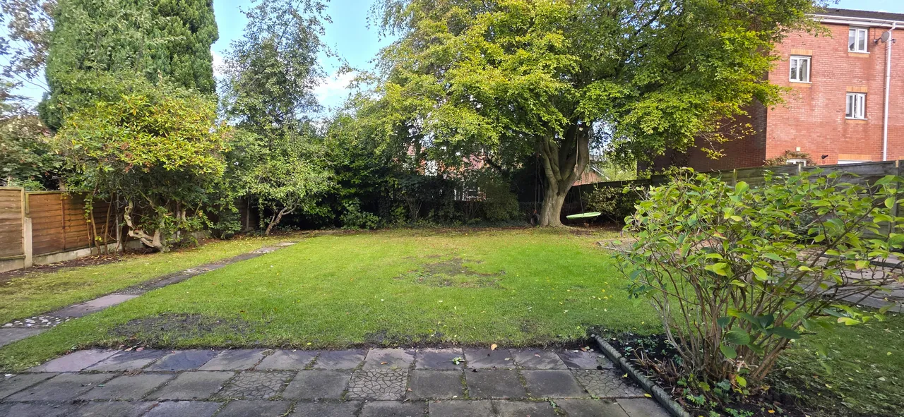 Rose Lane, Marple, SK6, photo 11