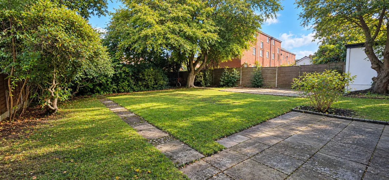 Rose Lane, Marple, SK6, photo 2
