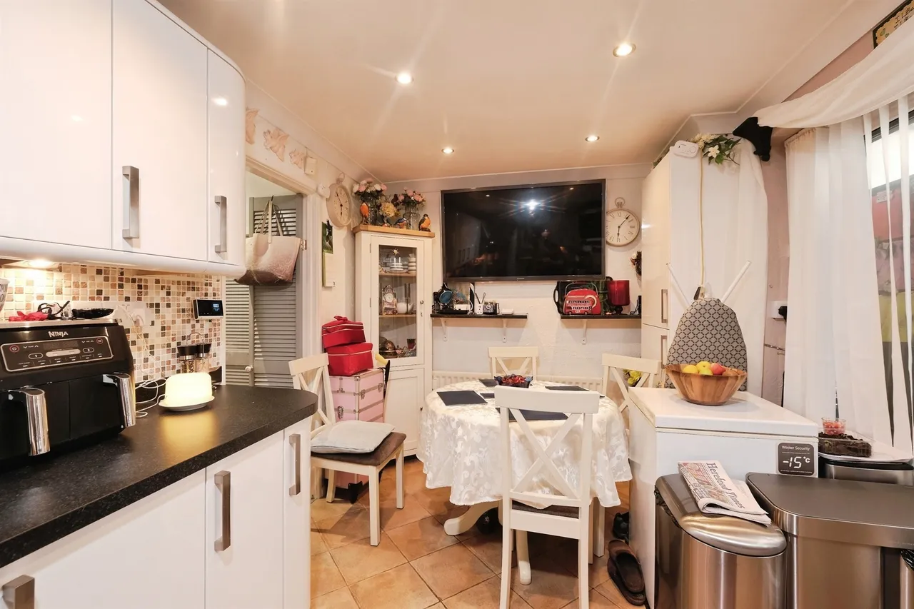 Ethelstan Crescent, Hereford, HR2, photo 4