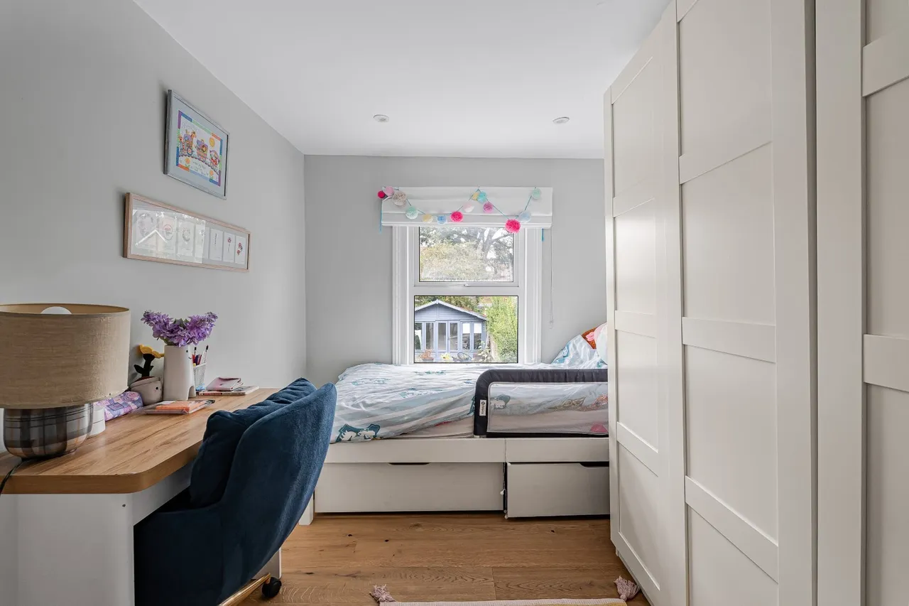 Alexandra Road, Richmond, TW9, photo 20