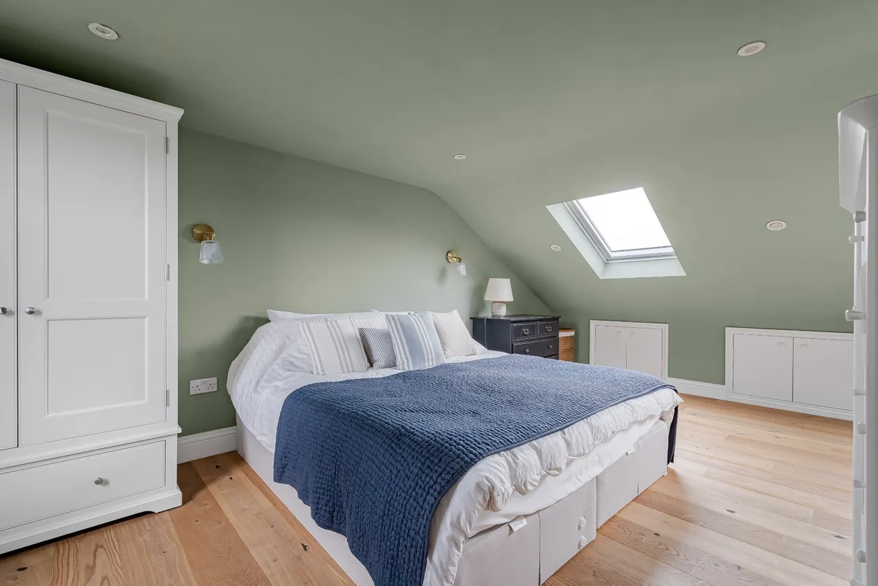 Alexandra Road, Richmond, TW9, photo 11