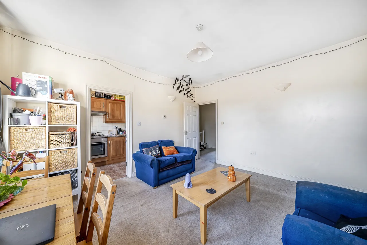 Flat 2, 155 Cricklewood Broadway, London, photo 12