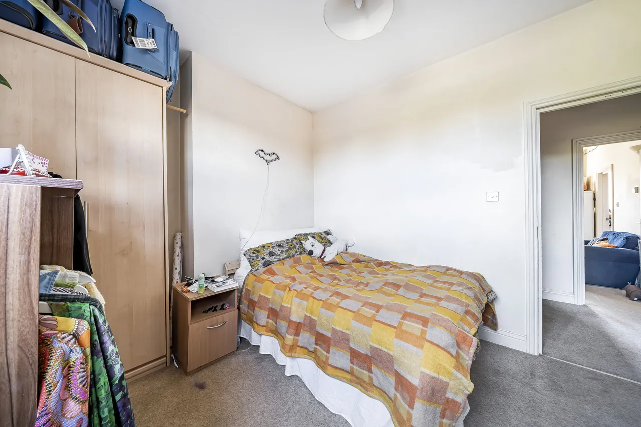 Flat 2, 155 Cricklewood Broadway, London, photo 9