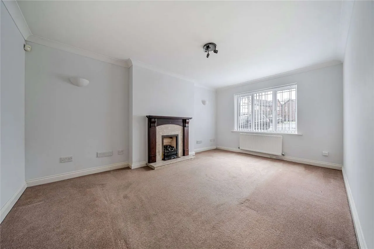 Bankside, Dunton Green, Sevenoaks, Kent, TN13 2UA, photo 2
