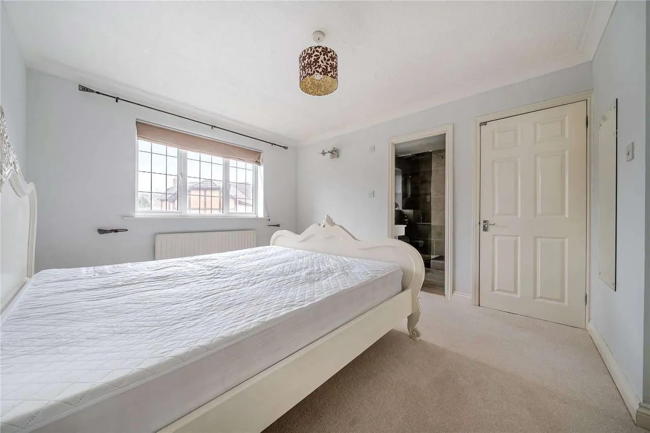 Bankside, Dunton Green, Sevenoaks, Kent, TN13 2UA, photo 5
