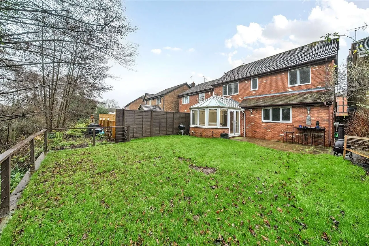 Bankside, Dunton Green, Sevenoaks, Kent, TN13 2UA, photo 7
