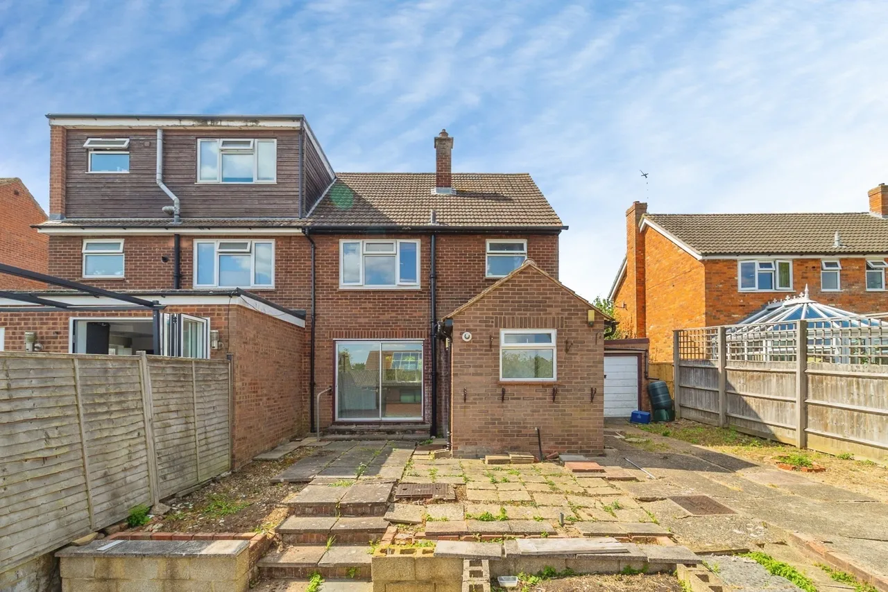 London Road, Loughton, Milton Keynes, Buckinghamshire, MK5, photo 17