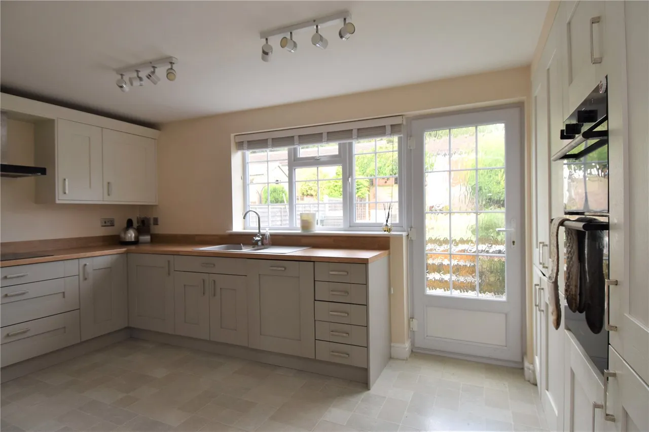 Church Road, Droitwich, Worcestershire, WR9 8LN, photo 13